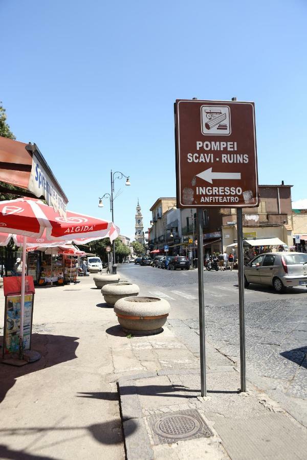 B&B Cornelia Pompei Exterior photo